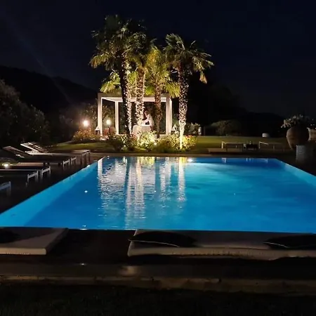 Luxury On Garda * Torri Del Benaco