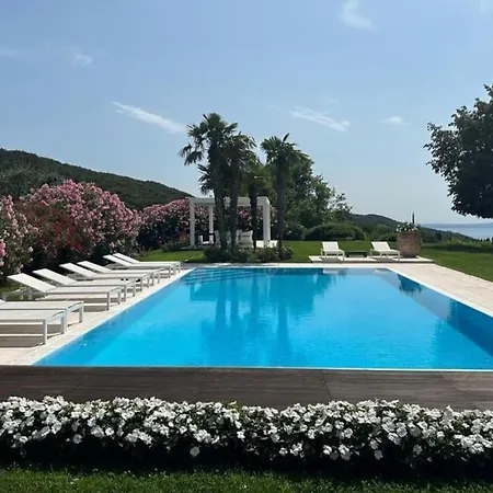 Luxury On Garda *